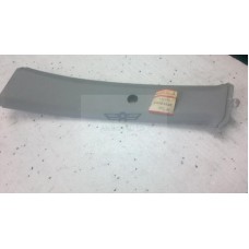 MB462628 BAKALİT ARKA DİREK SOL ÜST LANCER 84-86